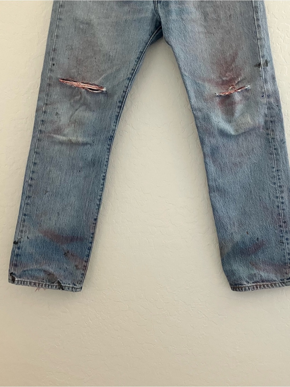 💙 Levi’s 501 Men’s Original Button Fly Jeans W31 L30 Y2K Distressed Paint - Picture 9 of 17